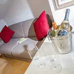 Class Residenze Del Cuore Apartahotel