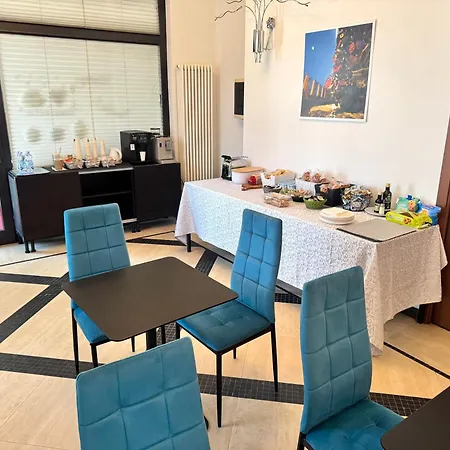 Apartahotel Class Residenze Del Cuore 4*
