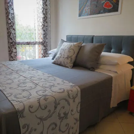Aparthotel Class Residenze Del Cuore 2*